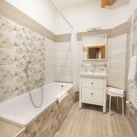 Topart I Apartment
